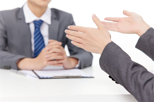 揭秘！看看企業(yè)高級HR是如何玩轉(zhuǎn)人才爭奪大戰(zhàn)的？