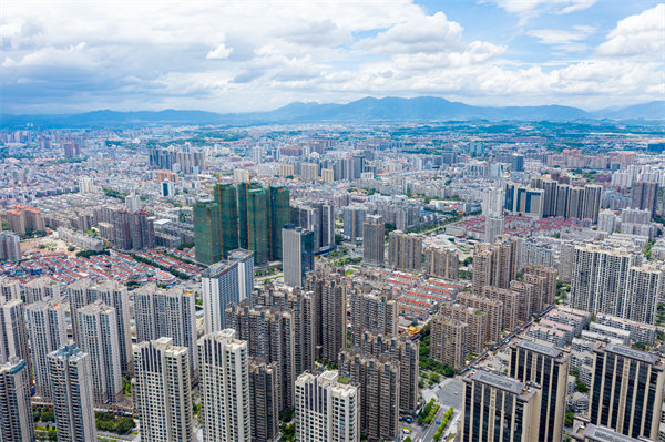 企業(yè)如何借助漳州咨詢公司優(yōu)化市場競爭戰(zhàn)略？