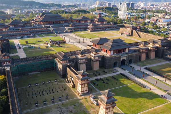 面對(duì)復(fù)雜競(jìng)爭(zhēng)，金華戰(zhàn)略咨詢公司有何獨(dú)特解決之道？