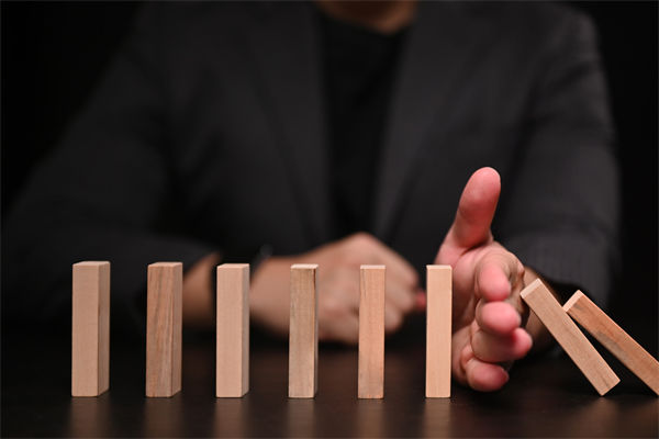 市場(chǎng)競(jìng)爭(zhēng)日趨激烈，戰(zhàn)略規(guī)劃如何協(xié)助構(gòu)建護(hù)城河？