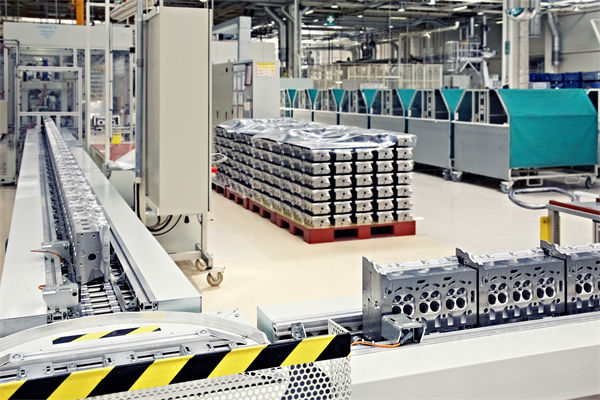 中小企業(yè)應用精益生產(chǎn)，面臨哪些特殊挑戰(zhàn)與機遇？