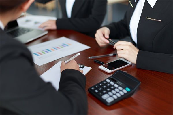 薪酬績效咨詢公司，如何助企業(yè)制定公平激勵(lì)方案？